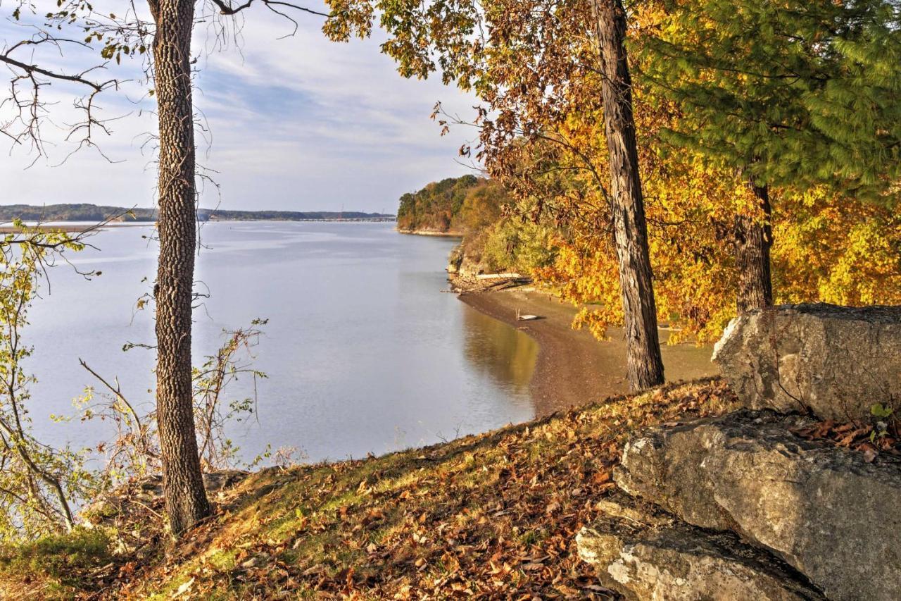 Captivating Cadiz Hideaway With Deck On Lake Barkley ภายนอก รูปภาพ