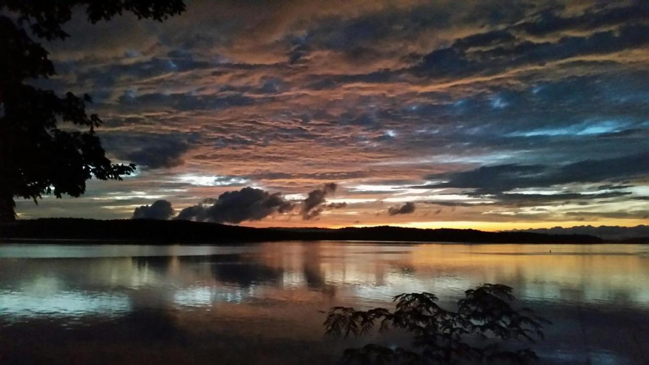 Captivating Cadiz Hideaway With Deck On Lake Barkley ภายนอก รูปภาพ